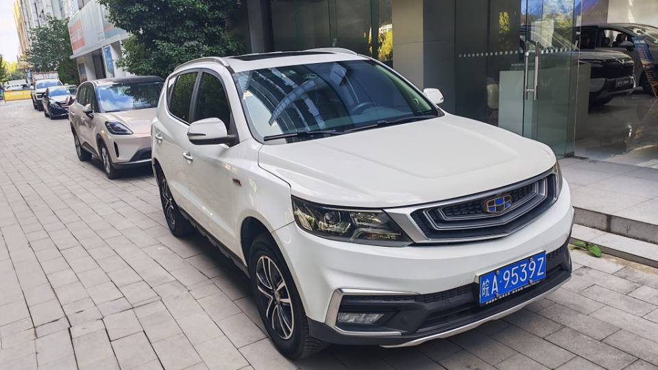 GEELY Vision X6 2019 image de voiture #2