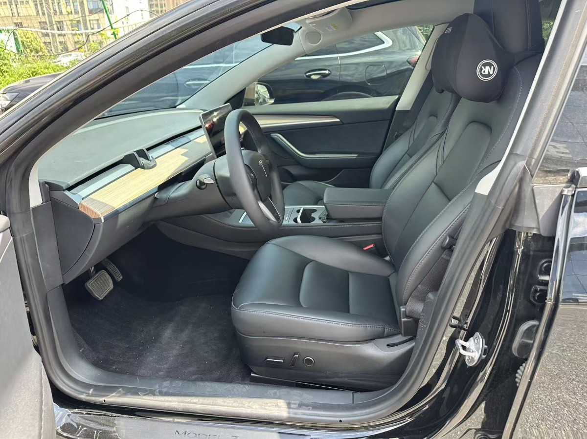 Tesla Model 3 2023 #4 Tesla Model 3 2023 car image #4