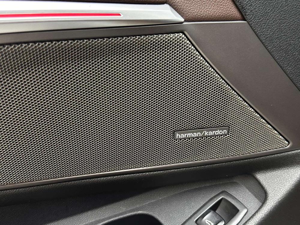 BMW 3 Series 2020 #8 BMW 3 Series 2020 car image #8