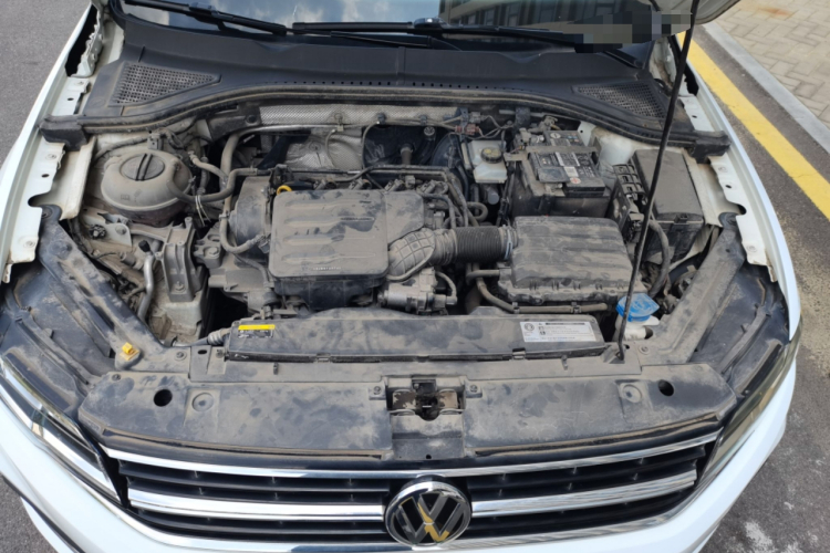 Volkswagen Bora 2019 #18 Volkswagen Bora 2019 car image #18