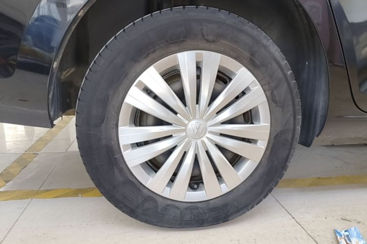Volkswagen Santana 2020 car image #10