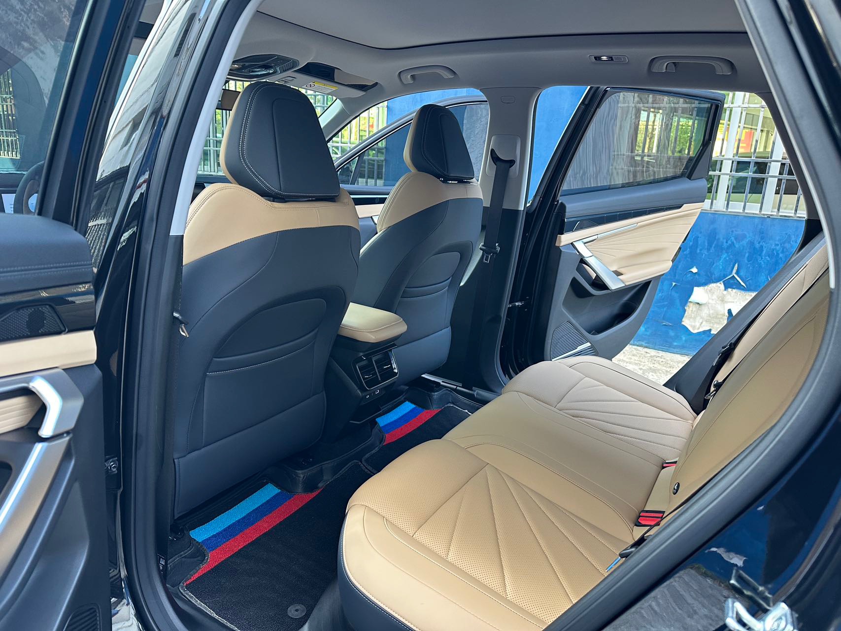 GEELY Boyue L 2023 #6 GEELY Boyue L 2023 immagine di auto #6