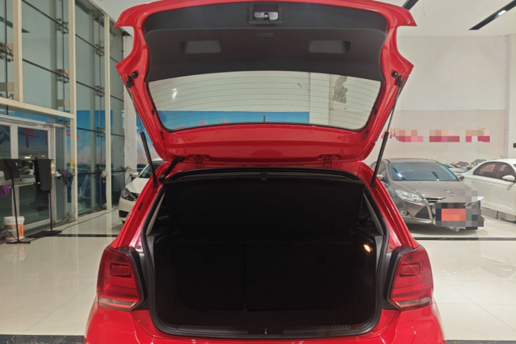 Volkswagen Polo 2016 imagem de carro #19