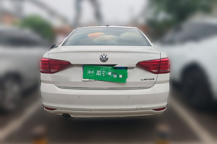 Volkswagen Lavida 2019 #6 Volkswagen Lavida 2019 car image #6