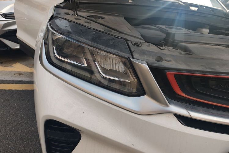 GEELY Coolray 2020 immagine di auto #8