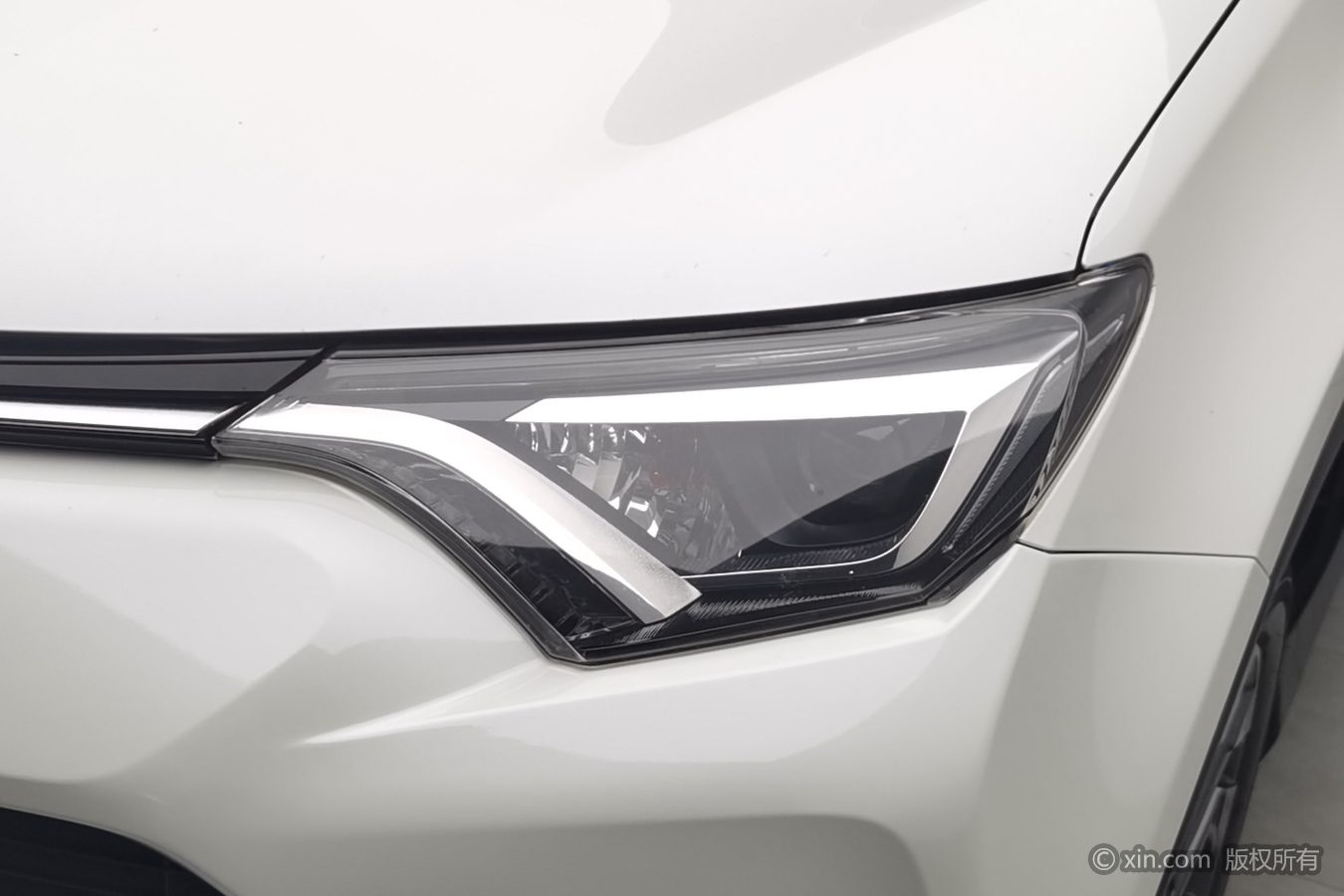 Toyota RAV4 2018 #6 Toyota RAV4 2018 car image #6