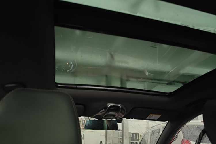 GEELY Coolray 2019 immagine di auto #18