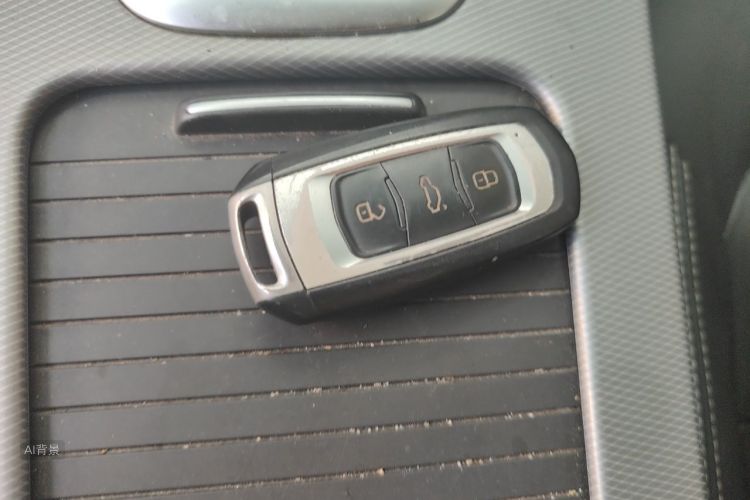 GEELY Emgrand GS 2018 car image #10