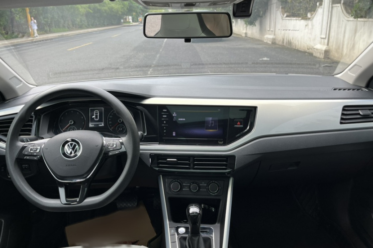 Volkswagen Polo 2022 #9 Volkswagen Polo 2022 car image #9