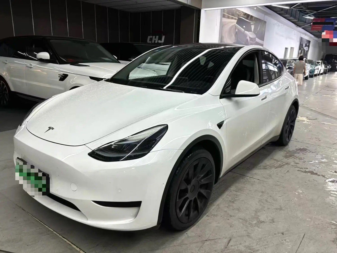 Tesla Model Y 2023 Tesla Model Y 2023 car image