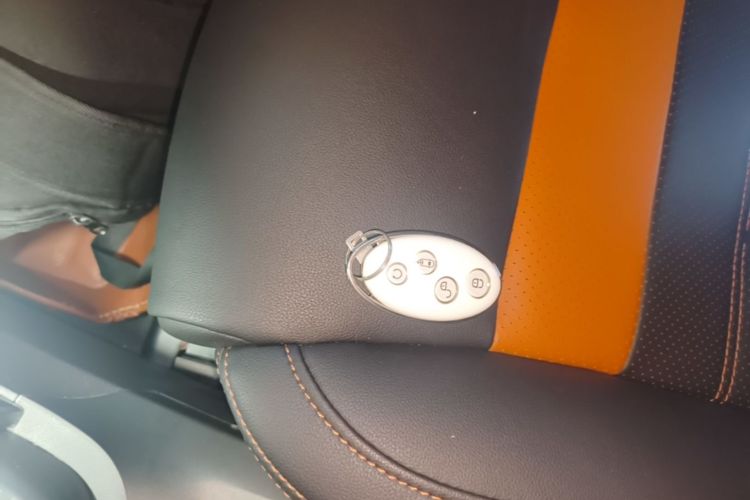 BYD Yuan 2016 car image #9