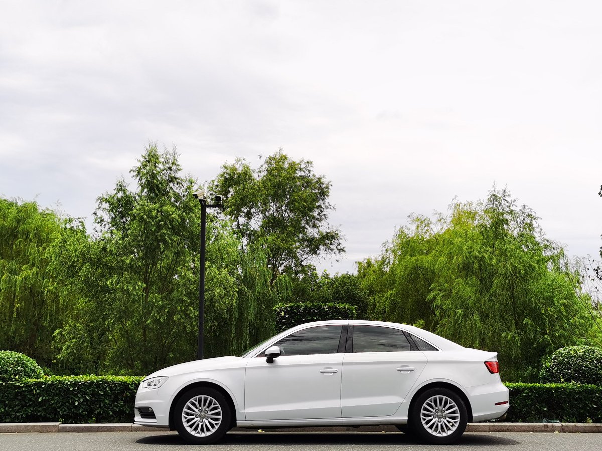 Audi A3 2017 car image #7