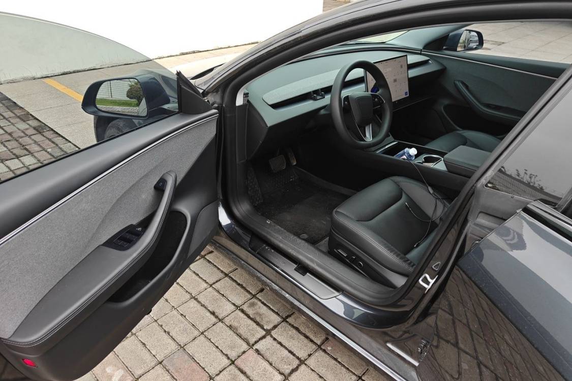 Tesla Model 3 2025 #25 Tesla Model 3 2025 car image #25