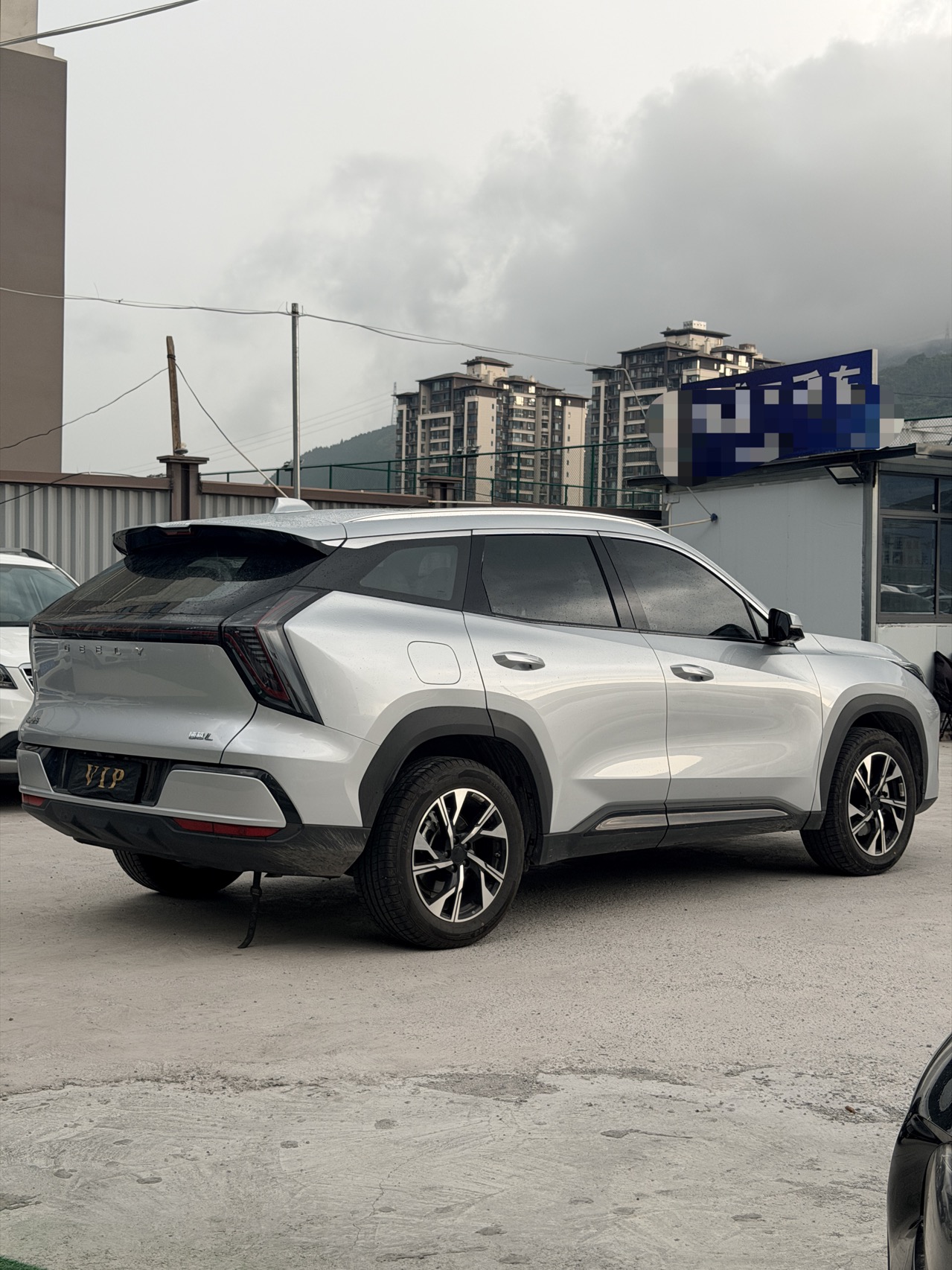 GEELY Boyue L 2025 car image #9