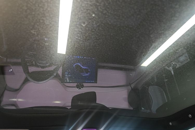 MI SU7 2025 immagine di auto #20