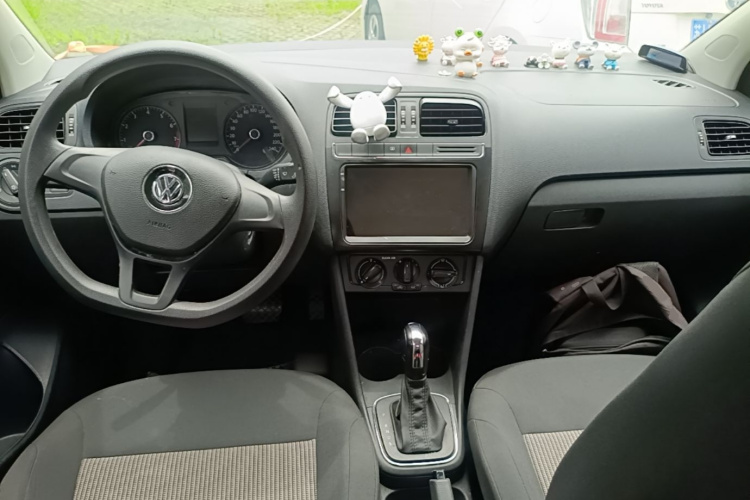 Volkswagen Polo 2017 #10 Volkswagen Polo 2017 car image #10