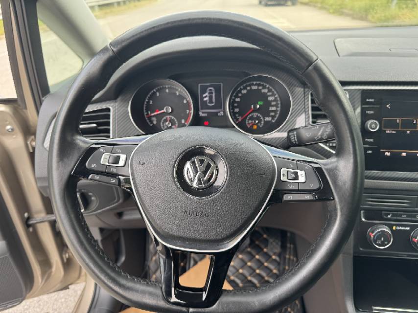 Volkswagen Golf Sportsvan 2017 #5 Volkswagen Golf Sportsvan 2017 car image #5