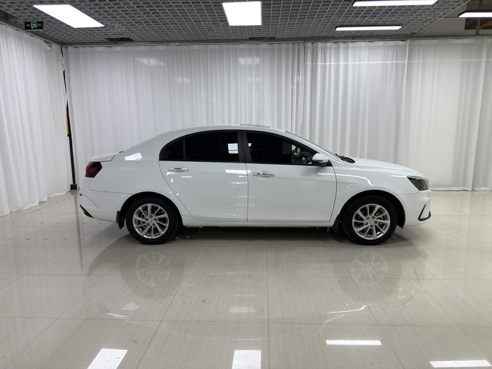 GEELY Emgrand 2021 #8 GEELY Emgrand 2021 car image #8