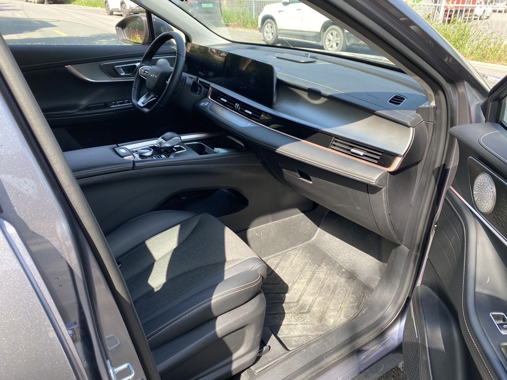 Chery Omoda 2023 car image #8