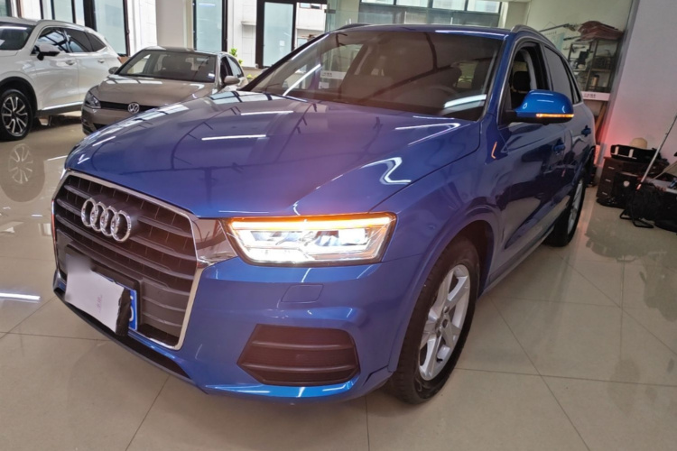 Audi Q3 2018 #2 Audi Q3 2018 car image #2