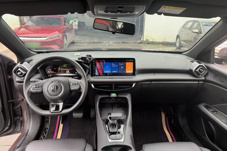 MG 5 2025 imagen de coche #9