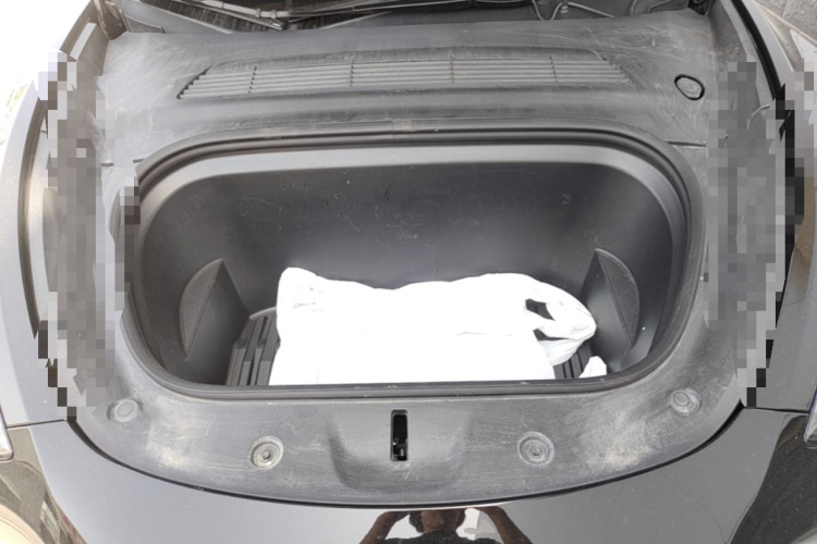 Tesla Model Y 2023 car image #22