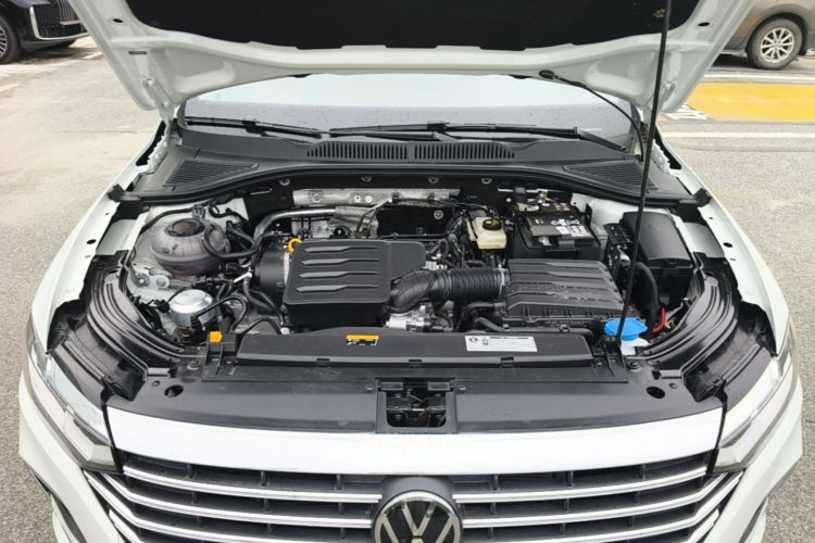 Volkswagen Lavida 2025 car image #20