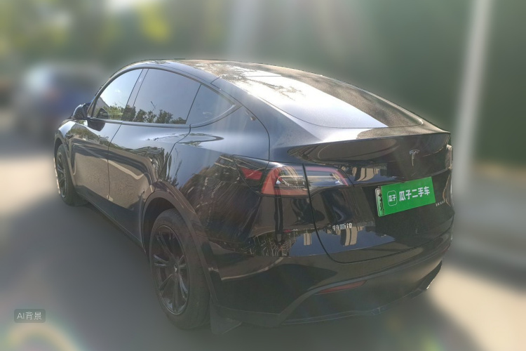Tesla Model Y 2022 #5 Tesla Model Y 2022 car image #5