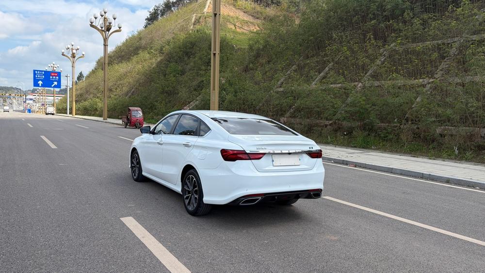 GEELY Binray 2022 #5 GEELY Binray 2022 car image #5