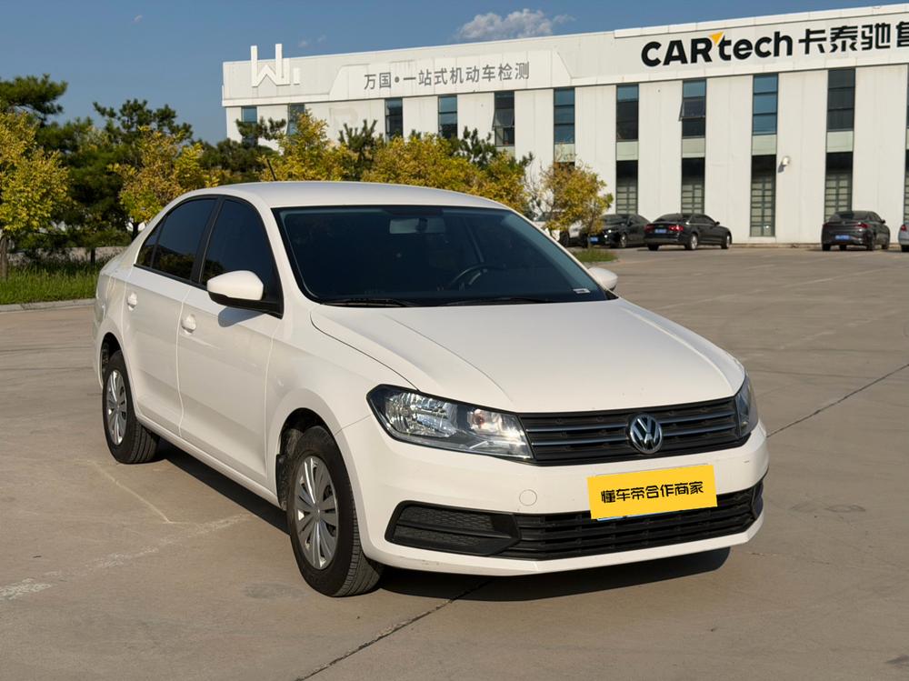 Volkswagen Santana 2022 car image #2