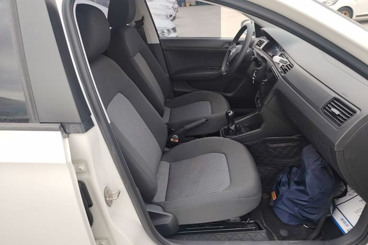 Volkswagen Santana 2020 car image #24