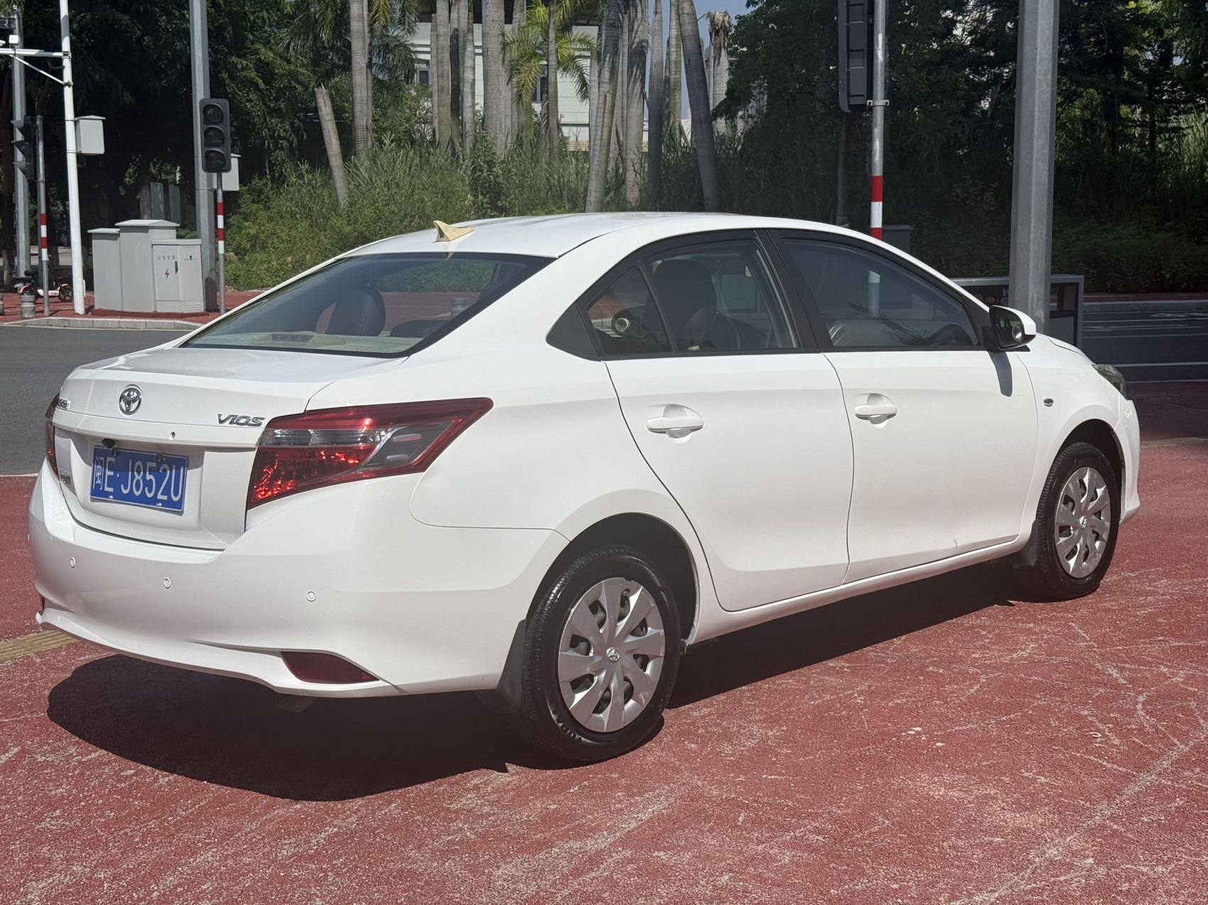 Toyota Vios 2016 car image #9