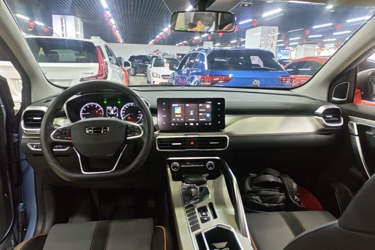 GEELY Coolray 2024 car image #10