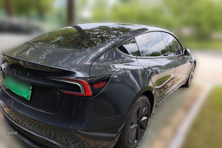 Tesla Model 3 2025 car image #7