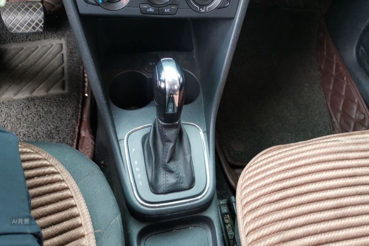 Volkswagen Polo 2016 #16 Volkswagen Polo 2016 car image #16
