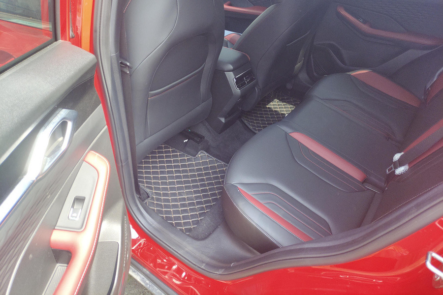 GEELY Coolray 2024 car image #7