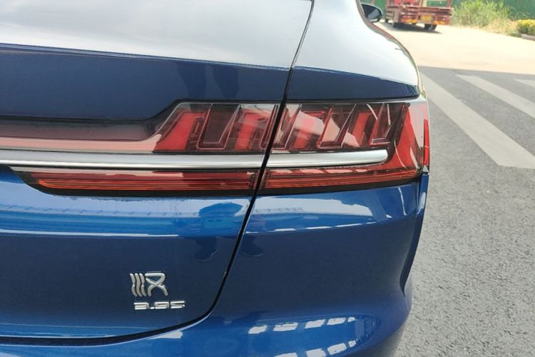 BYD Han 2021 car image #8