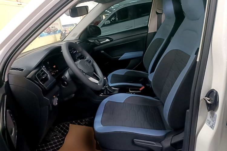 Volkswagen Tharu 2025 car image #15