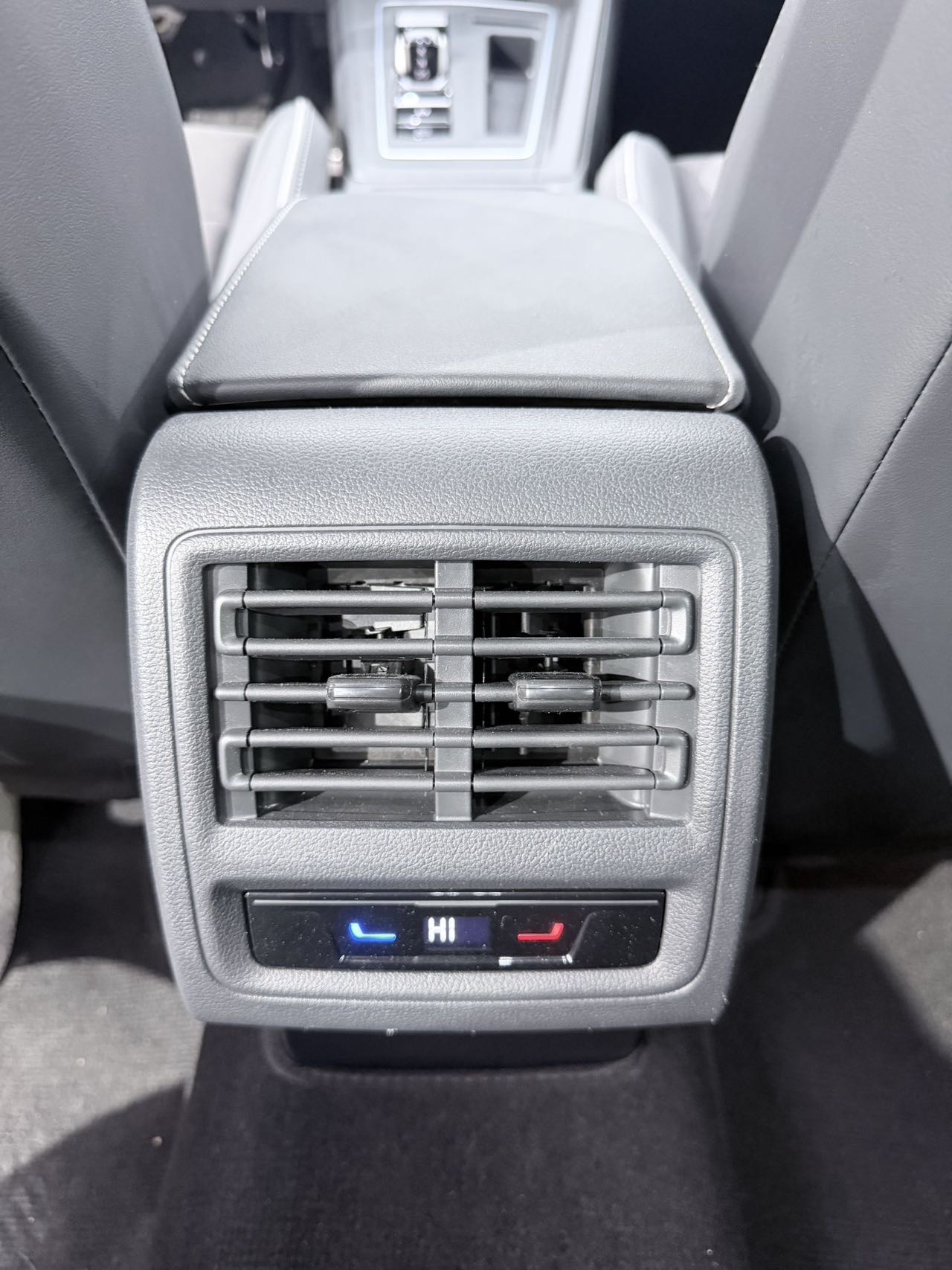 Volkswagen Golf 2022 #14 Volkswagen Golf 2022 car image #14