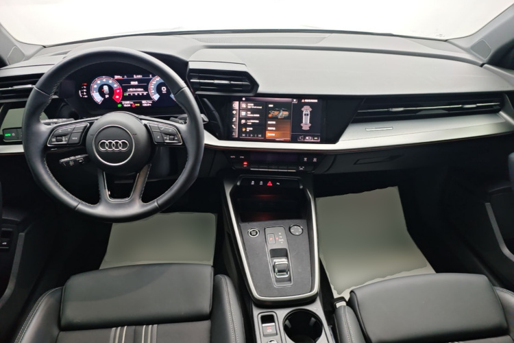 Audi A3 2024 immagine di auto #10