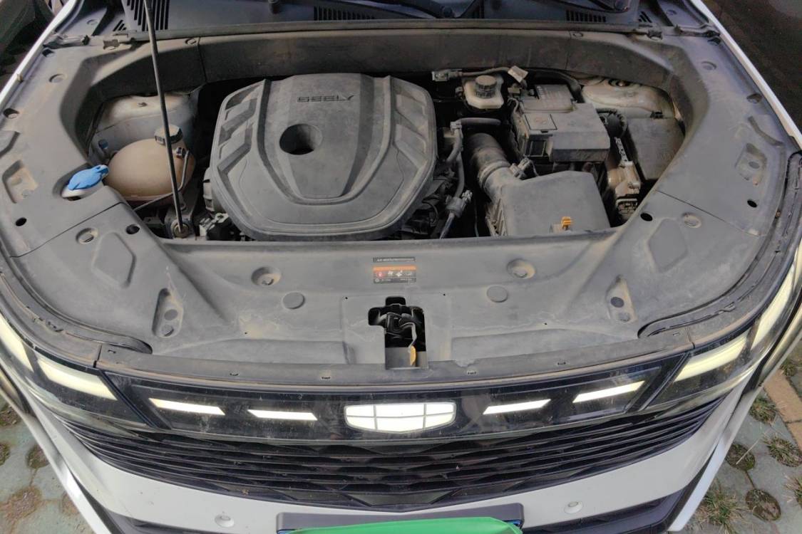 GEELY Boyue L 2022 car image #10