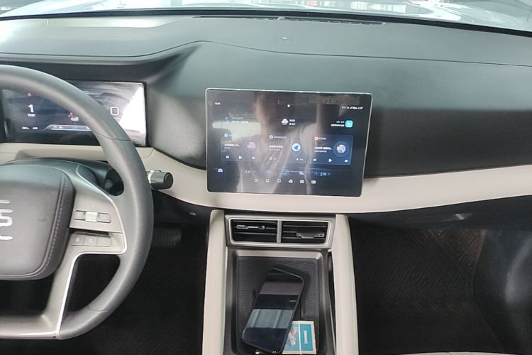 BYD YuanUP 2024 car image #13