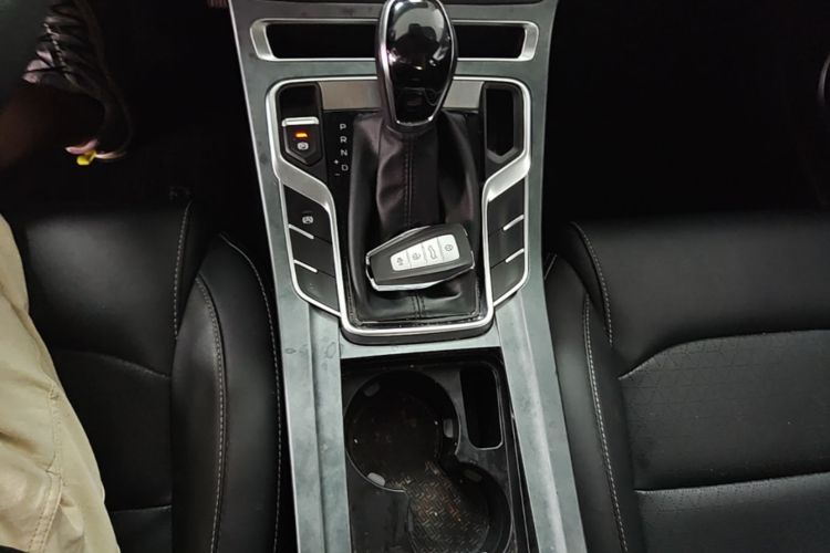GEELY Emgrand 2021 #18 GEELY Emgrand 2021 car image #18