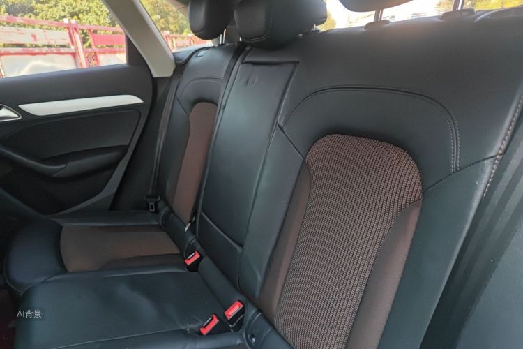 Audi Q3 2019 صورة سيارة #19