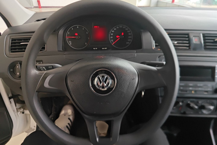 Volkswagen Santana 2018 #15 Volkswagen Santana 2018 car image #15