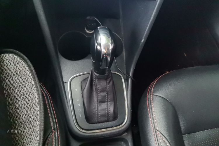 Volkswagen Polo 2017 #16 Volkswagen Polo 2017 car image #16