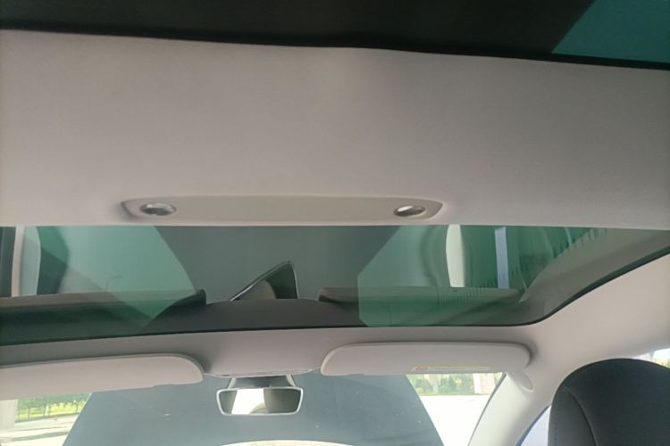 Tesla Model 3 2021 #18 Tesla Model 3 2021 car image #18