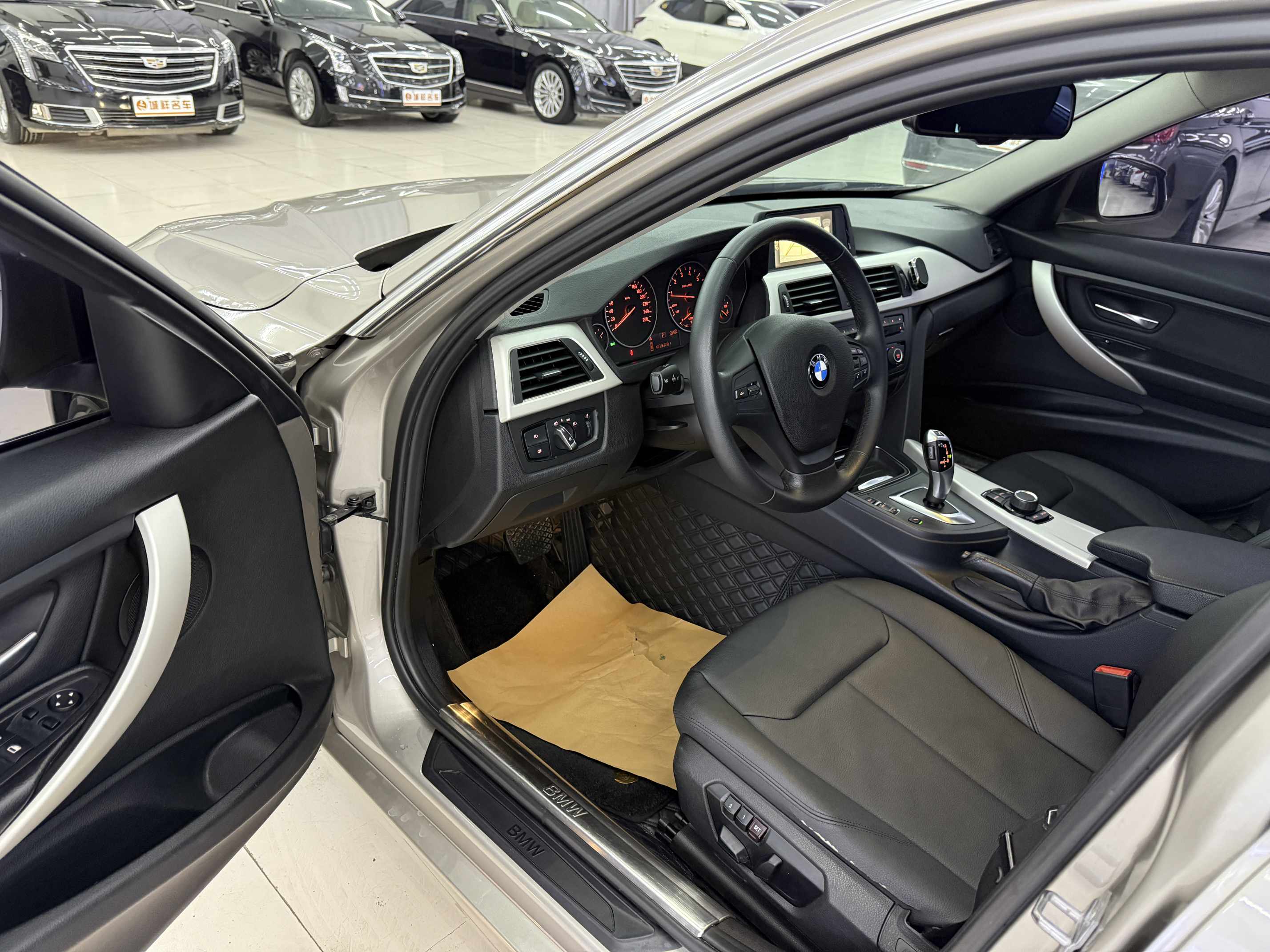 BMW 3 Series 2015 #4 BMW 3 Series 2015 car image #4