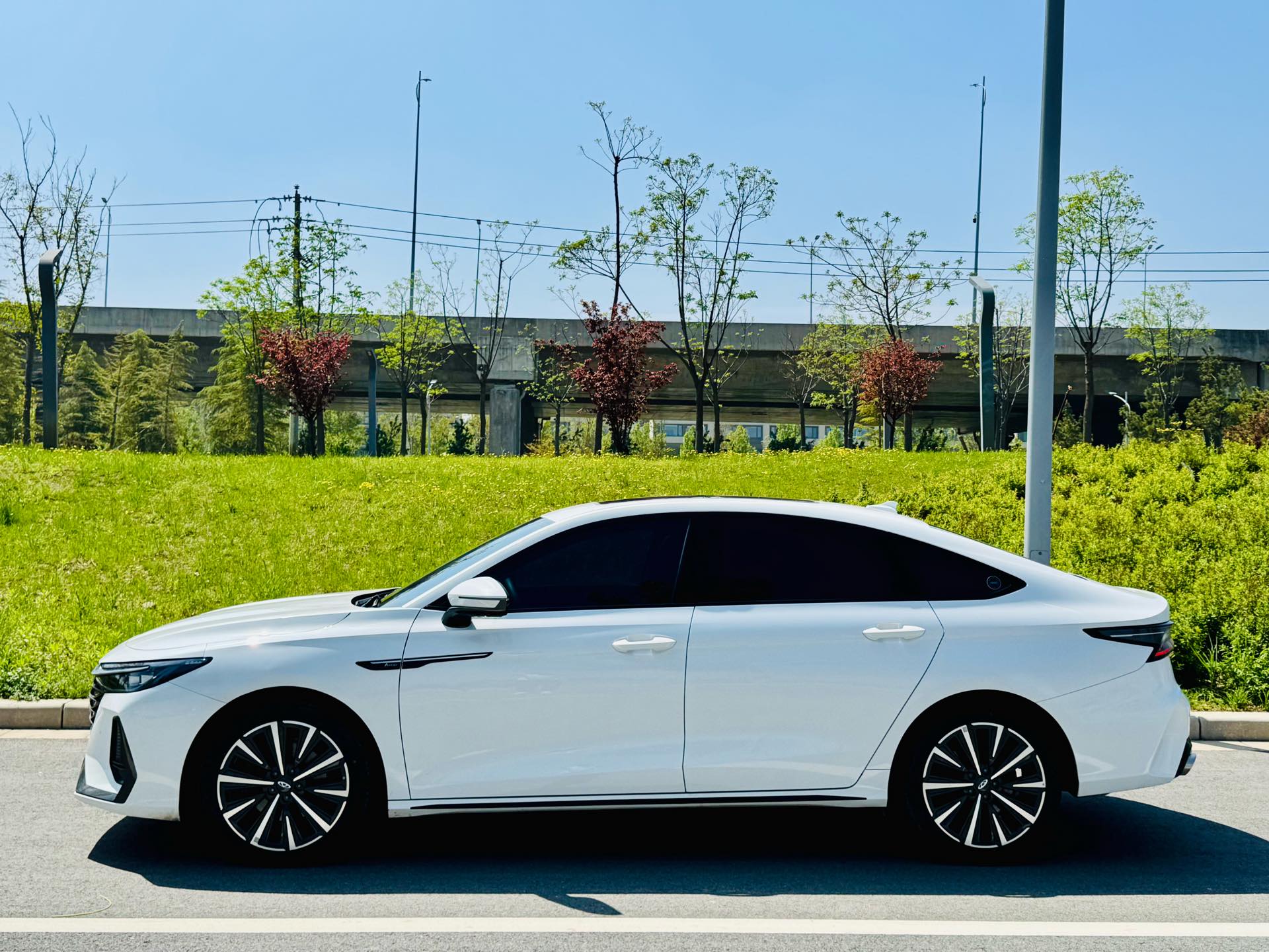 Chery Arrizo 8 2025 car image #3