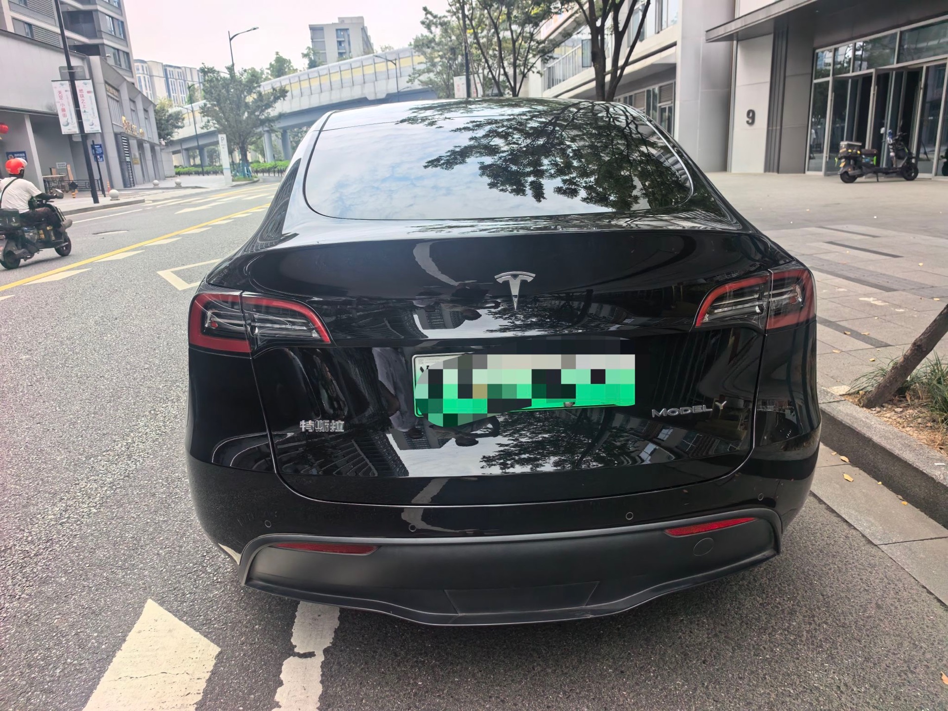 Tesla Model Y 2022 #3 Tesla Model Y 2022 car image #3